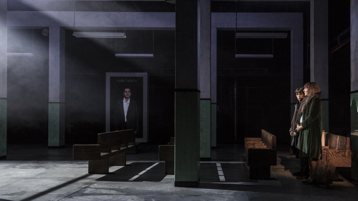 ONBARCELONA ISLANDIA FOTO MAY ZIRCUS